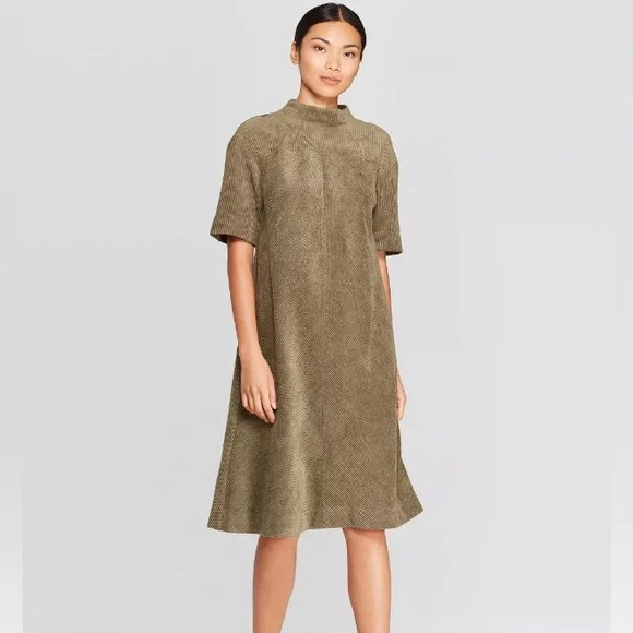 green emerald velvet dress Fir Green Corduroy 3/4 Sleeve Button Down Midi Dress /2-2-2 main image 0